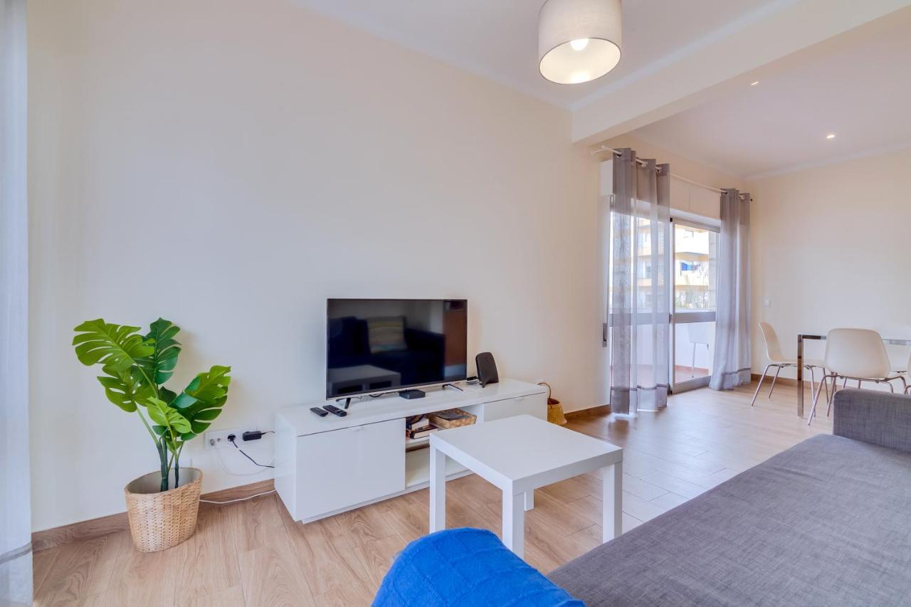 Quarteira 2Br - Near The Beach At Homesbyfc Buitenkant foto