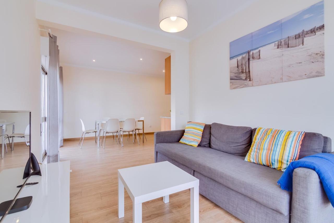 Quarteira 2Br - Near The Beach At Homesbyfc Buitenkant foto