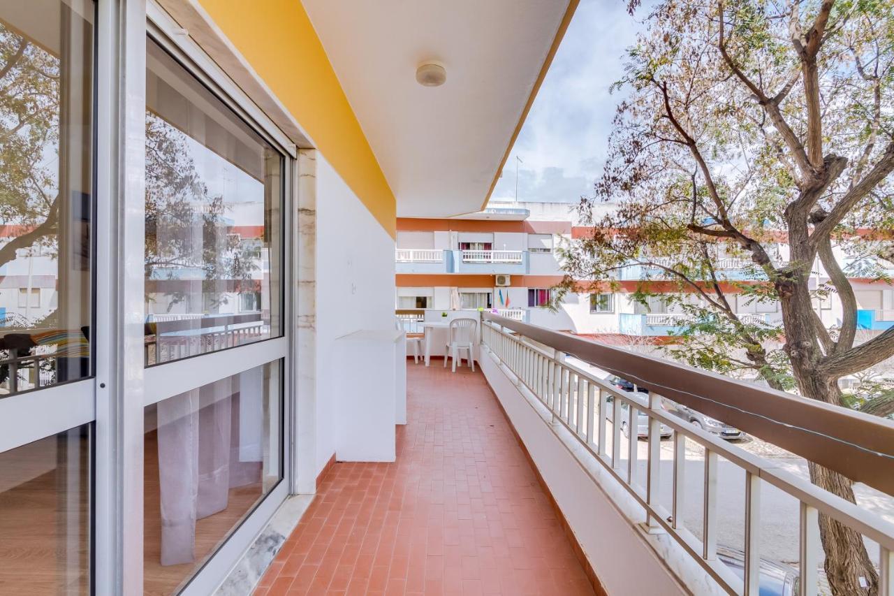 Quarteira 2Br - Near The Beach At Homesbyfc Buitenkant foto
